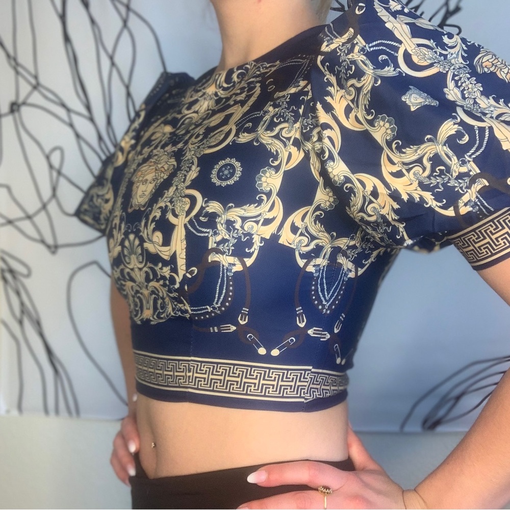 Carisa Baroque Puff Sleeve Crop Top – NWT